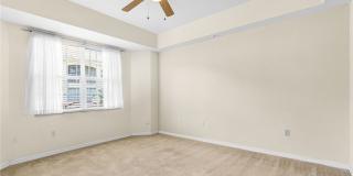 1137 Van Loon Commons Circle Gallery 18