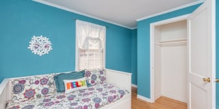 Cottage Grove Gallery 27