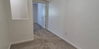Remodeled 3 Bed / 2.5 Bath Townhome in Great Location Gallery 44