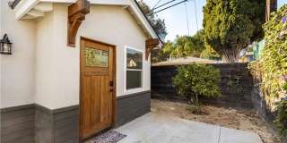 211 Florence Place Gallery 2