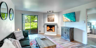 Woodlake Apartments Gallery 33