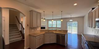 T.R. Lawing Realty Property Gallery 7