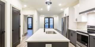 Gorgeous 1 Bed/1 Bath in Edgewood! Gorgeous 1 Bed/1 Bath in Edgewood! Gallery 1