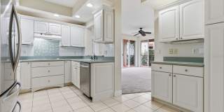 4750 Dolphin Cay Ln S Apt 408 Gallery 29