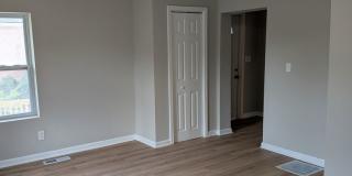 Cool 3 bed 2 bath House in Jeff City Gallery 6