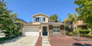 SD: Spacious 5B/4BA Home with Private Patio, Backyard & Soaking Tub SD: Spacious 5B/4BA Home with Private Patio, Backyard & Soaking Tub Gallery 1