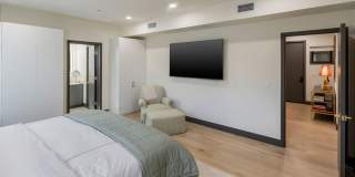 118 N Orlando Ave unit: 201 Gallery 14