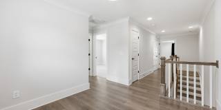 2957 Ross Avenue Gallery 22