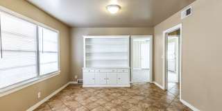 Pre-leasing for August! - Spacious 3 Bedroom Home Located In Medical District! Gallery 8