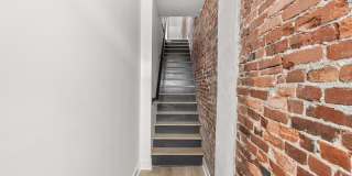 4503 North 19th Street - 2 Gallery 53