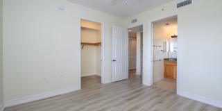 PET FRIENDLY UNFURNISHED ELEVATED PENTHOUSE LIVING WITH PRIVATE ELEVATOR Gallery 40
