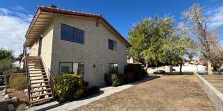 Cozy 2-Bedroom Unit with Fireplace and Utilities Included in Lancaster! Gallery 1