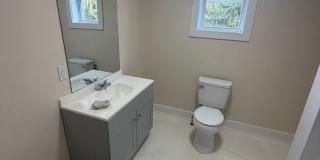 Large Remodeled 4 Bedroom House Gallery 1
