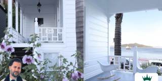 OPEN HOUSE SUN 4/19 Rare historic waterfront home in Sausalito w/bay views, water access, office/bonus room, washer/dryer and large front porch Gallery 1