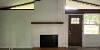 2219 N GLENDALE Drive Gallery 10