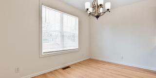 Pet Friendly Three Bedroom with Bonus! Gallery 7