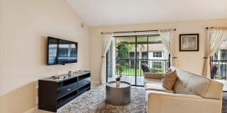 5750 Coach House Circle Gallery 6
