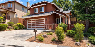 Spacious 3BR/2.5BA Hayward Home with Soaring Ceilings and Private Backyard Gallery 1