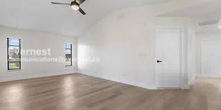 1304 Southeast 11th Street Gallery 11