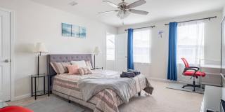 Room in 6 Bedroom Home at Skipjack Ln Gallery 17