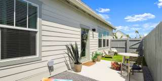 The Cottages Tradition Gallery 8