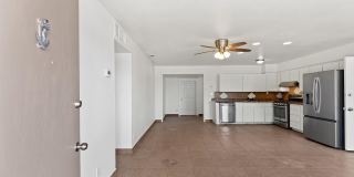 2246 W SIERRA Street Gallery 8