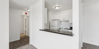 Lakewood Apartments at Lake Merced Gallery 20