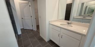 1122 Clay Blvd Gallery 12