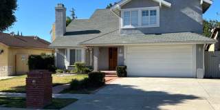 4 bedroom + loft, 2 1/2 bath - 2 story home in central Simi Gallery 1