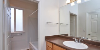 Chelsea Square Gallery 27