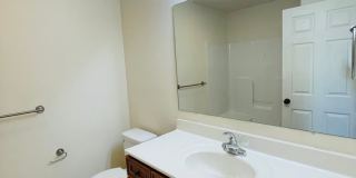 3 Bedroom, 2.5 Bath Two Level Townhouse Gallery 10