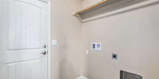 711 South Cherry Street Gallery 23