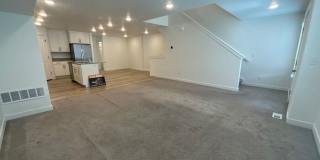 3104 1625 East Gallery 11
