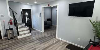 400 N Massachusetts Ave Gallery 8