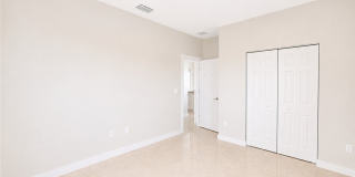 2116 NE 22nd Avenue Gallery 24