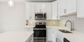 Chic 2-Bedroom Rental with Stunning Rooftop Deck  Modern Amenities in West Kensington! Gallery 1