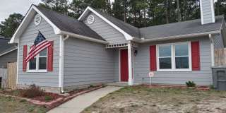 3 bd/ 2 ba located MINUTES from Fort Bragg! Quiet Neighborhood! 3 bd/ 2 ba located MINUTES from Fort Bragg! Quiet Neighborhood! Gallery 3
