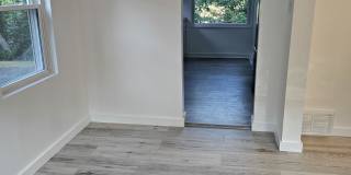 4357 Coleridge St Gallery 4