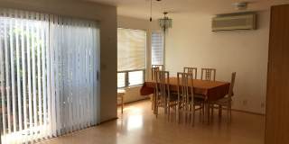 Large partly furnished house in Pearl City - PET FRIENDLY! Gallery 5