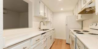 Crestwood Place Gallery 27