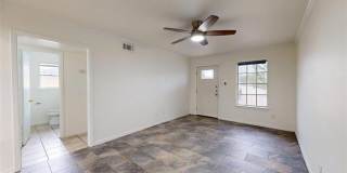 1603 Cloverdale Circle 1603 Cloverdale Circle Gallery 3