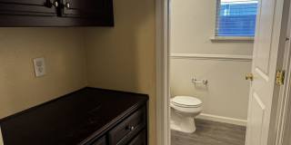 Beautiful and spacious 4 bedroom/ 2.5 bathroom home Gallery 8