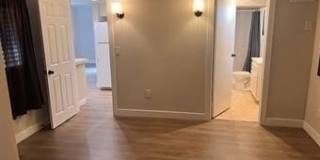 4372 Valley View Gallery 7