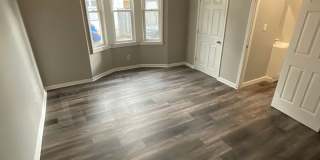 *August 2028* 5 Bedroom house 1 block off Kirkwood FULLY RENOVATED Gallery 15