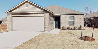 Spacious 3 Bedroom 2 Bath Home in Mustang Schools Gallery 1
