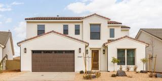 Beautiful New Home with access to community pool Gallery 1
