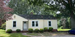 3 Bedroom 1 Bath Brick Home w/ Office Gallery 1