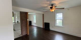 131 Eastern Drive Gallery 4