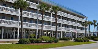 SEASONAL RENTAL 2 Bedroom Condo in Surf City- Small Pets Allowed with Homeowner Approval Gallery 1