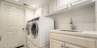 Updated Home Available in Downtown Palo Alto available first week of September! Gallery 17